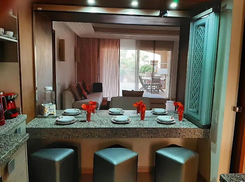אגאדיר Paradis Plage Pieds Dans L'Eau - Superbe Appartement & Jaccuzi 0*,
