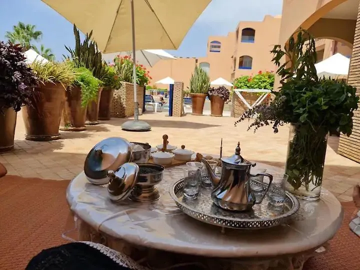 אגאדיר Paradis Plage Pieds Dans L'Eau - Superbe Appartement & Jaccuzi 0*,